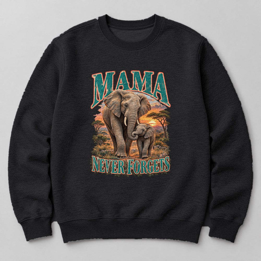 Mama Never Forgets Sweatshirt in Black